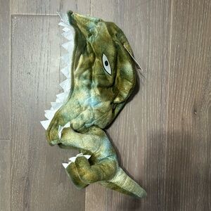 Hyde and eek kid’s Dinosaur hat. NWT one size(acc1)